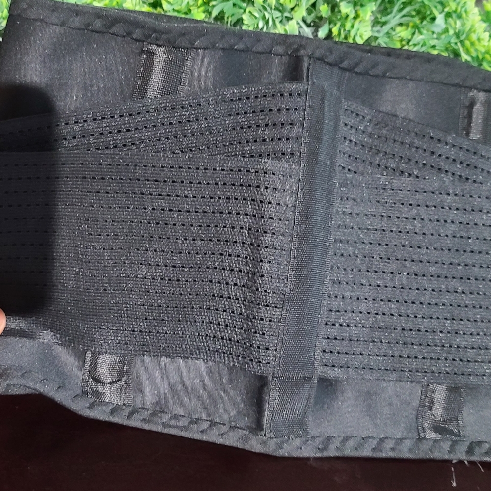 Waist trainer